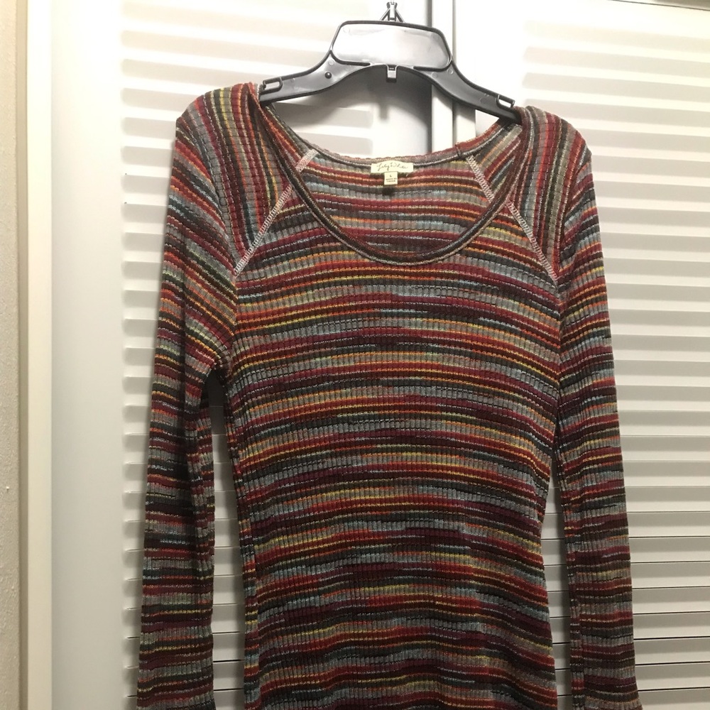 Lily White fall-colored lightweight sweater